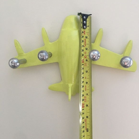 Light green plane wall hook - Picture 2 of 12
